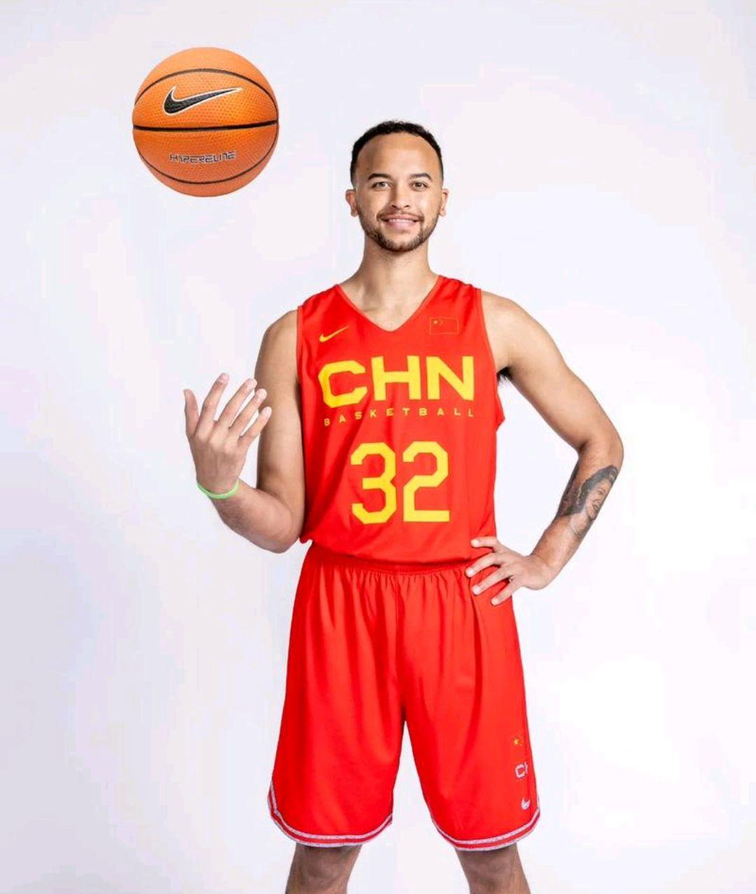 今晚迈阿密热火调整名单以备CBA常规赛，内部沟通环节打磨，媒体盛赞，训练强度明显提升的简单介绍