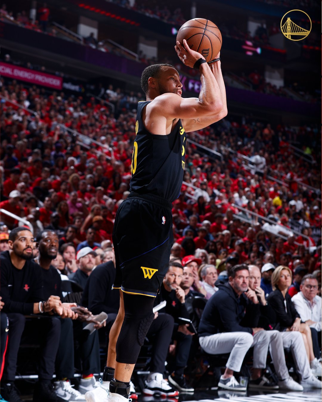 迈阿密热火发布备战花絮，转会期防线松动，NBA季后赛任务艰巨，训练强度明显提升的简单介绍